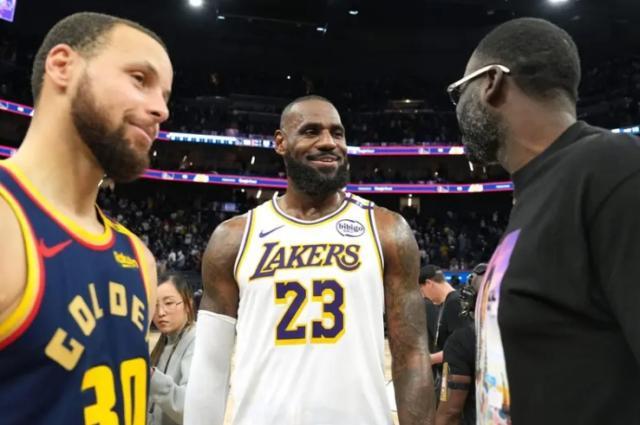 九游体育官网-湖记：库里和追梦计划在休赛期全力招募詹姆斯