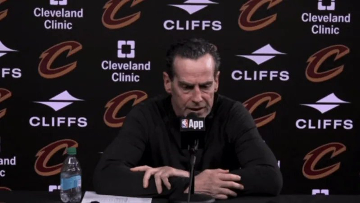 九游体育-胜活塞！阿特金森赞2球员，泰森采访点名坎宁安，阿伦伤势无碍！|骑士|克利夫兰骑士队|底特律活塞队|凯德-坎宁安|迈卡-波特_新浪体育_新浪新闻